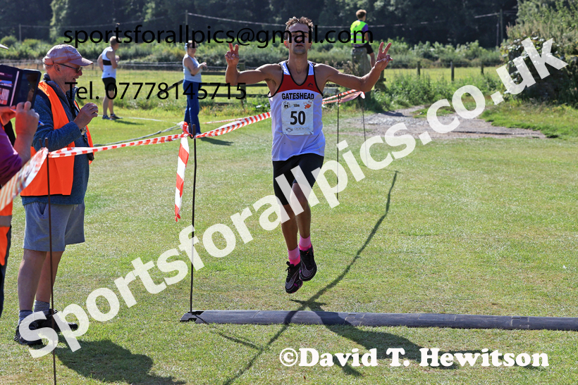 The 2026 Tynedale Jelly Tea 10 Mile Road Race, Matfen, Northumberland. Photo: David T. Hewitson/Sports for All Pics